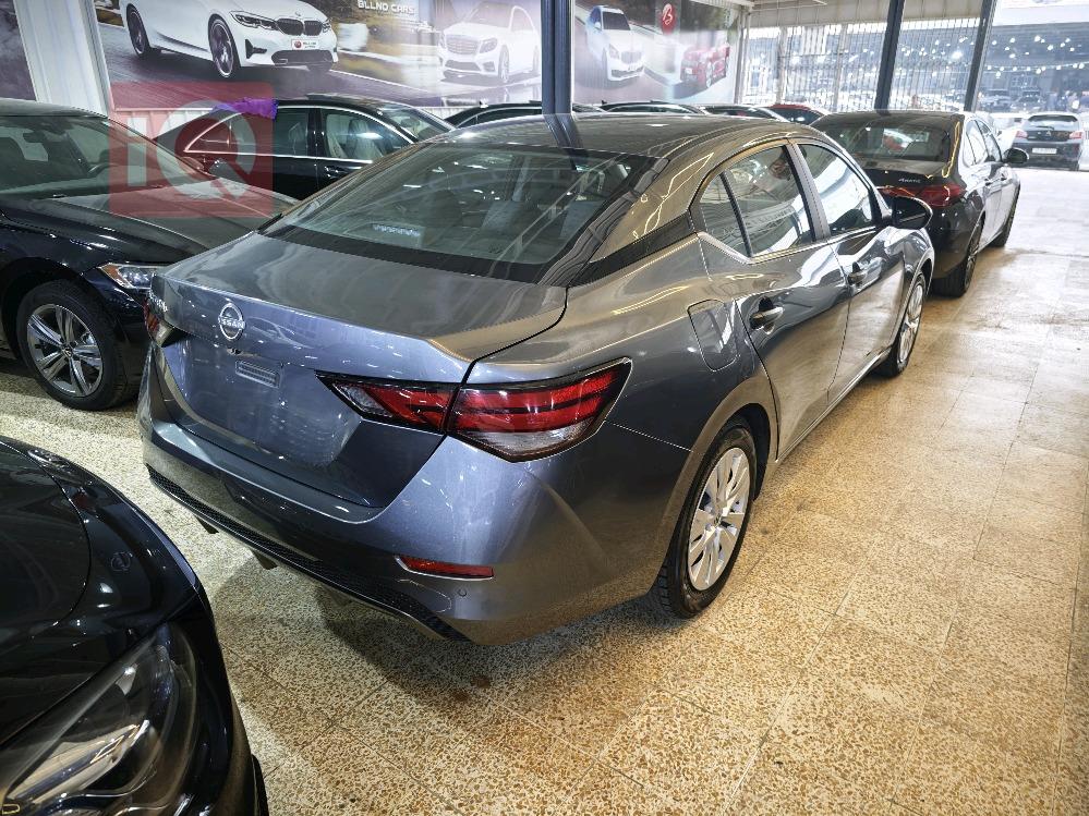 نيسان سنترا